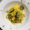 Foto Tagliolini allo zafferano e zucchine